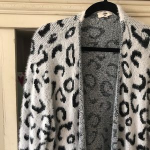 Entro leopard cardigan